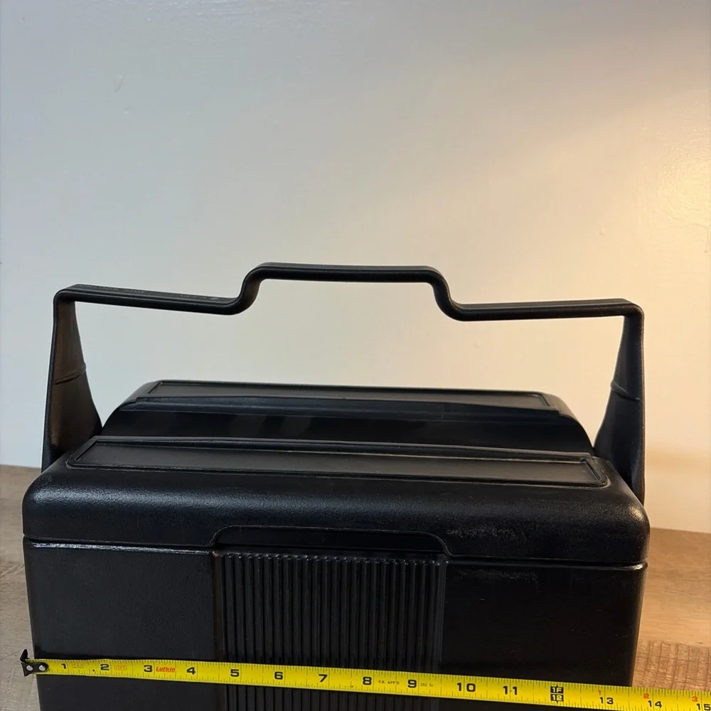 Stanley Aladdin Lock Lid Cooler Black With Two Compartment Holds Stanley Thermos - Picture 10 of 15
